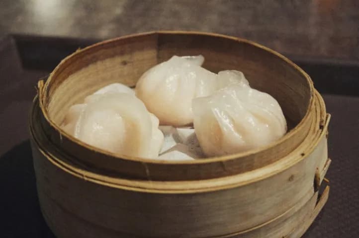 딤섬과 샤오롱바오, 같은 만두인데 뭐가 다를까?