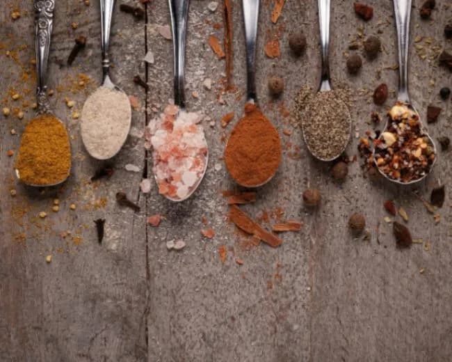 混だし vs ダシダ：この二つはまったく違います。